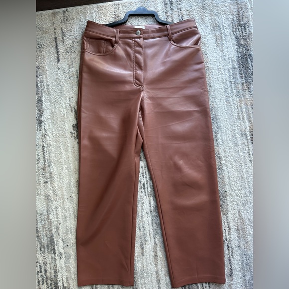 Aritizia/Wilfred Melina High-waisted Vegan Leather pants - Picture 4 of 4
